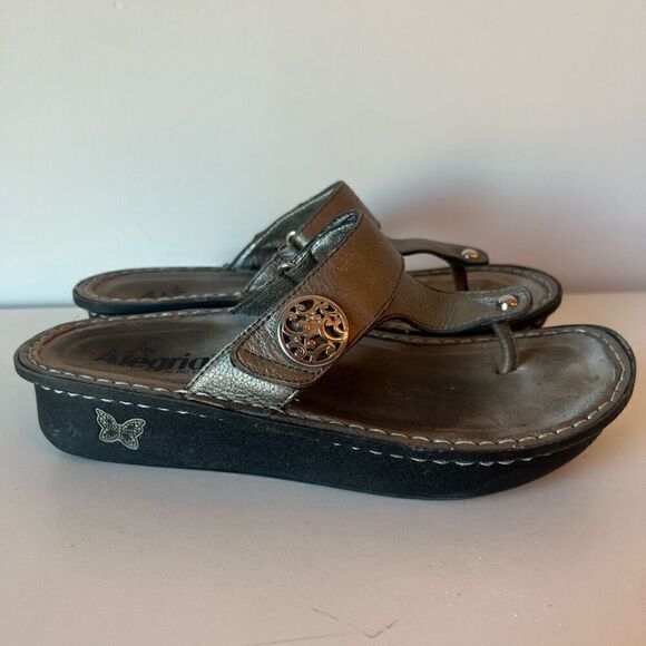 ALEGRIA Sandals Womens Size 39 (US 9) Silver Metallic Platform Flip Flop comfort - Picture 1 of 10